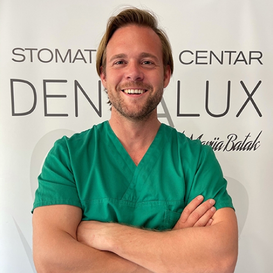 Dr Milan Babić Dentalux Batak